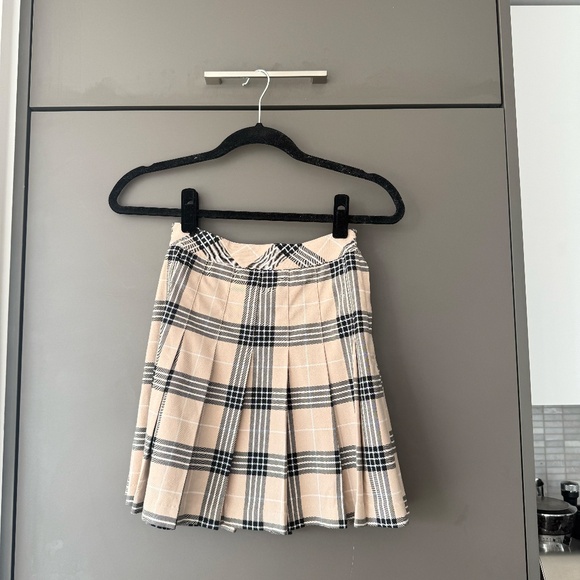 Beige Plaid Pleated Mini Skirt Size 0 Schoolgirl Skirt - Picture 4 of 13